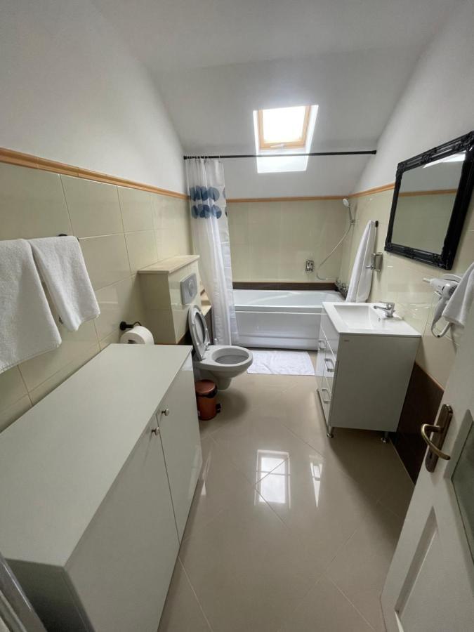 Апартаменты Eroilor II Apartament Сучава Экстерьер фото